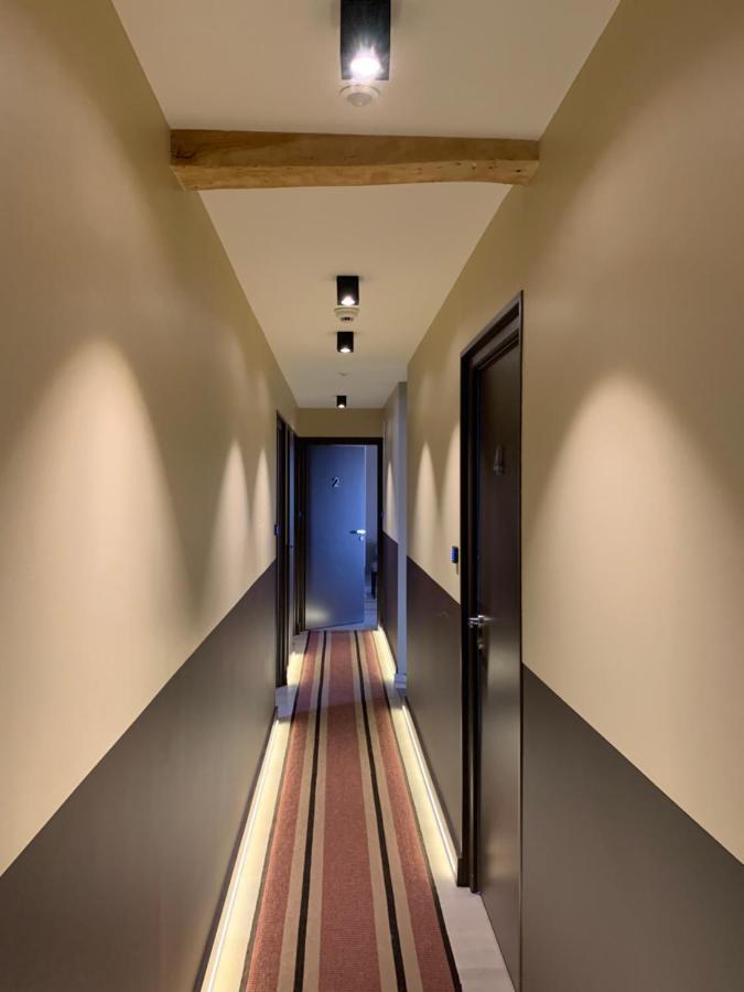 Hotel Km 41 Chaumont-sur-Tharonne Exterior foto