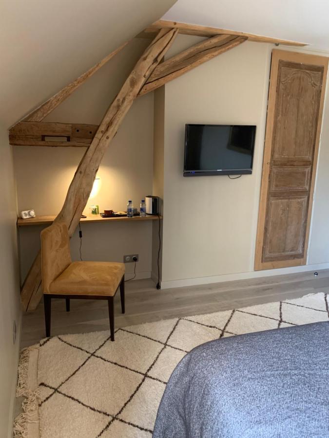Hotel Km 41 Chaumont-sur-Tharonne Exterior foto